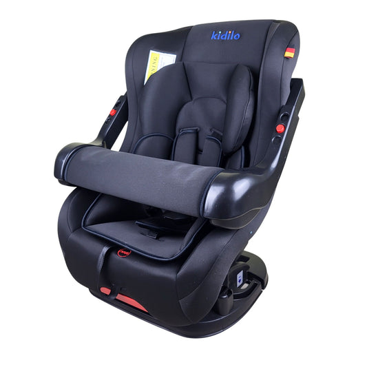 Autosjedalica 0-18 kg, suprotno i u smjeru vožnje, sa preklopnom prečkom za dodatnu sigurnost i udobnost