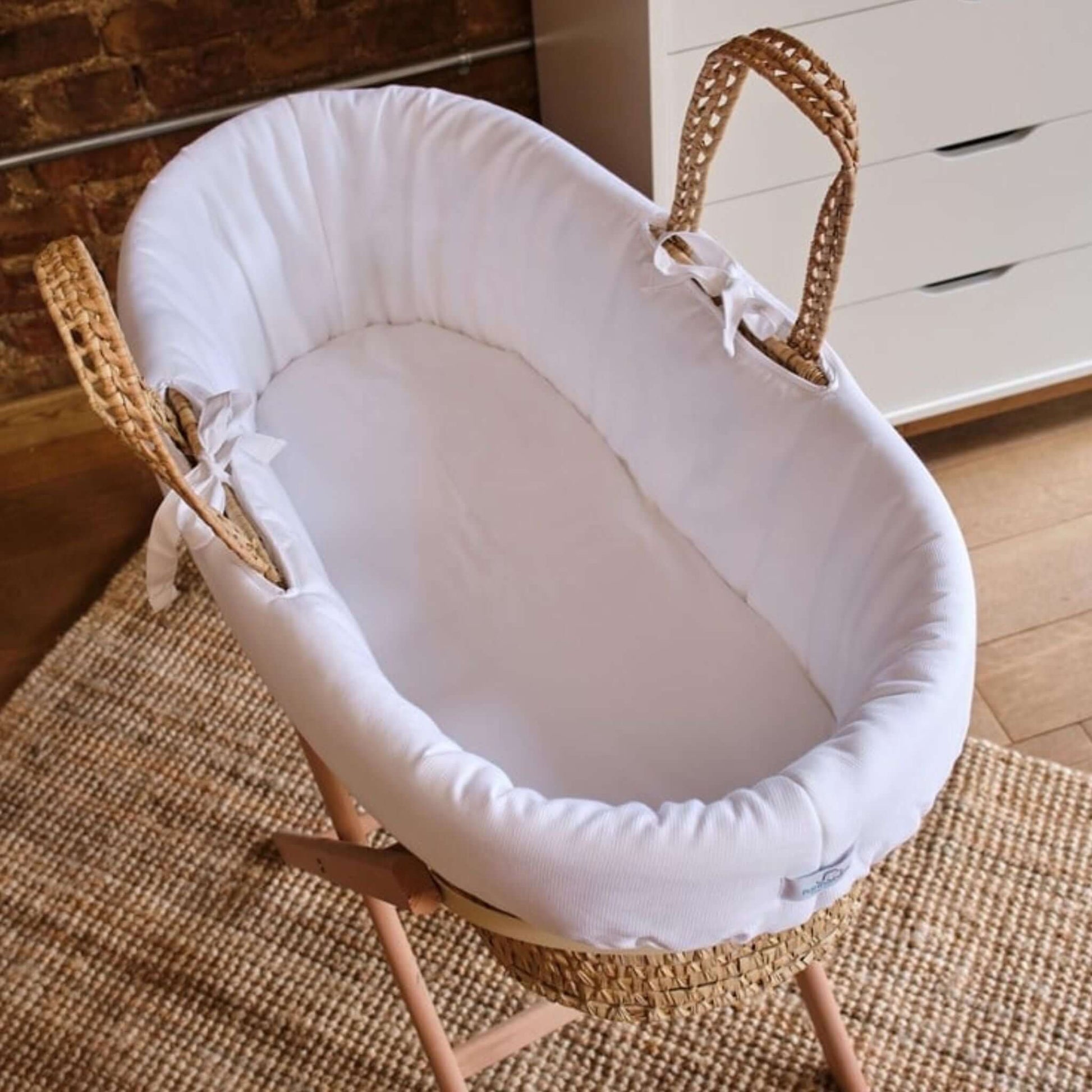 Pletene korpa/nosiljka za bebe sa 100% pamucnim tekstilom